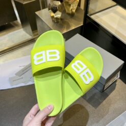 Alternative view of Balenciaga Slides - Pear