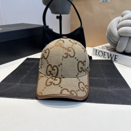Gucci Cap - Beige
