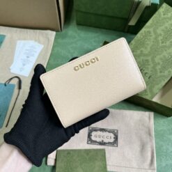 Gucci Wallet - Pastel Gray