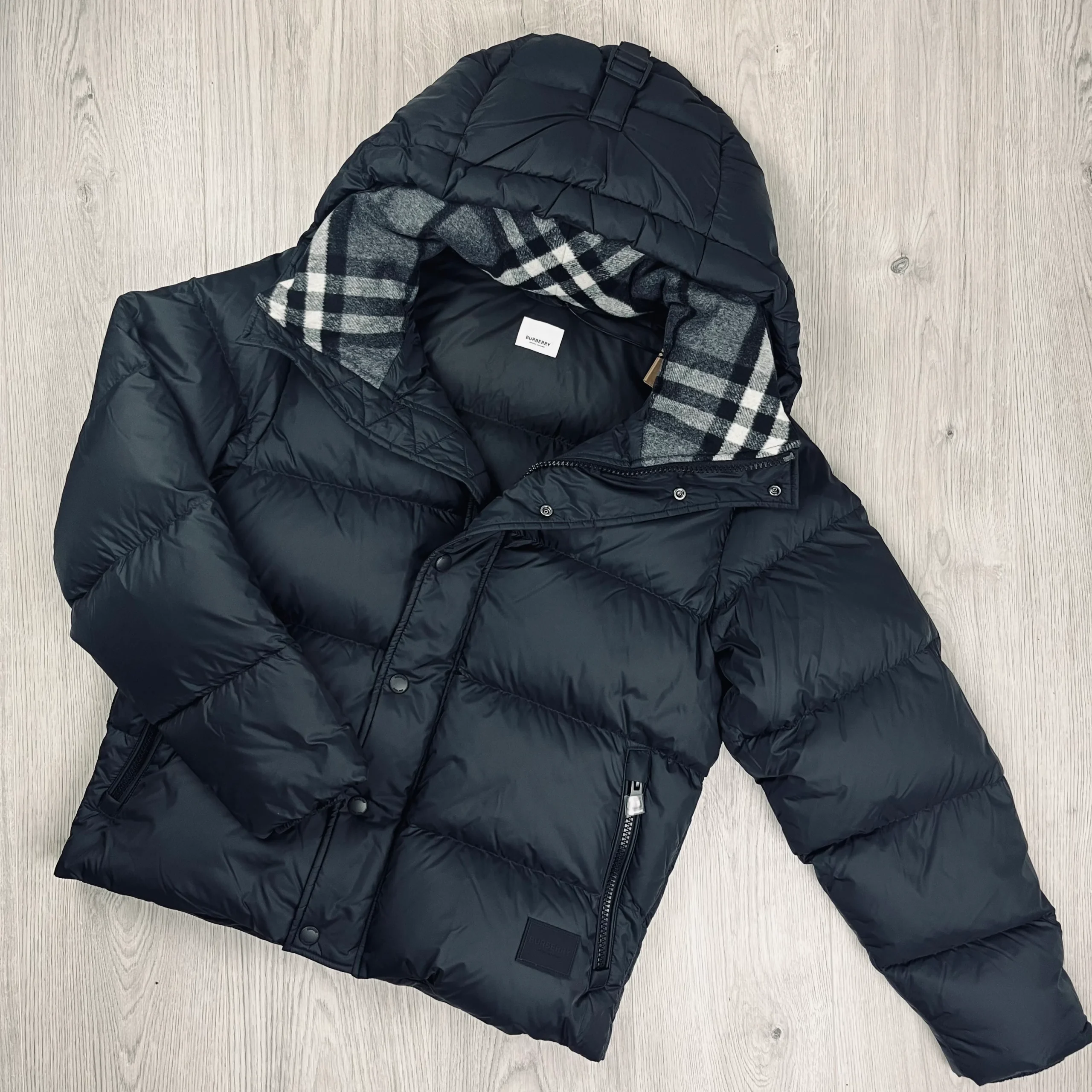 Burberry Puffer - Black